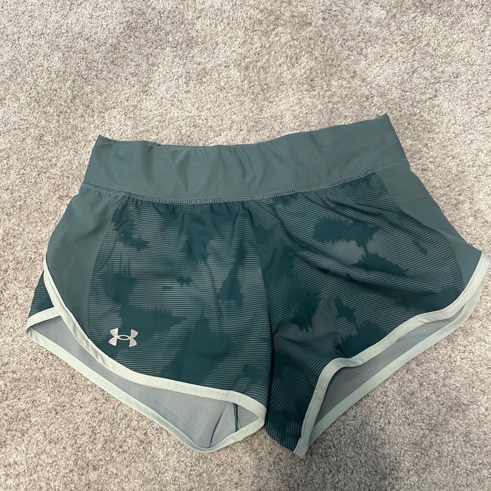 Under Armour Green shorts size medium